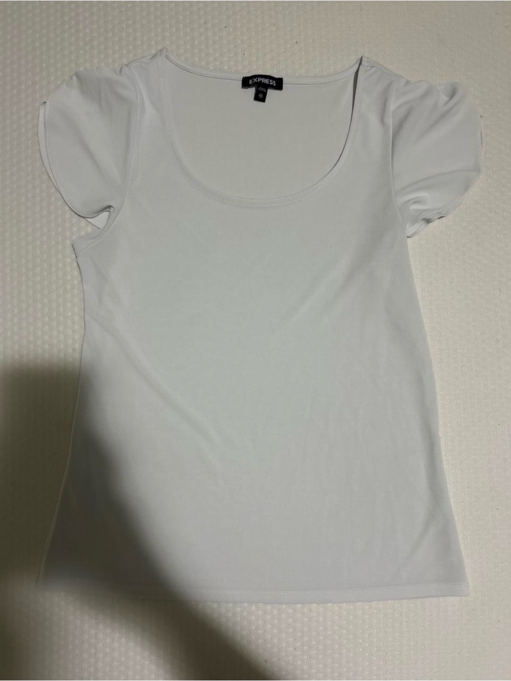 Express White Scoop Neck Short Sleeve Tee